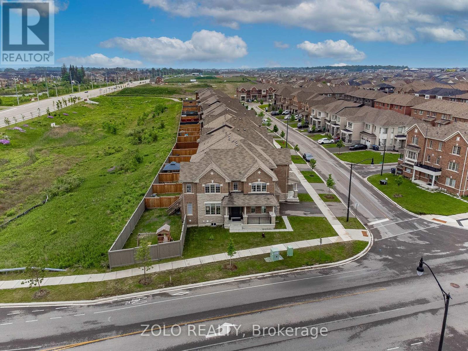 2 Circus Crescent, Brampton, Ontario  L7A 0H1 - Photo 40 - W12207031