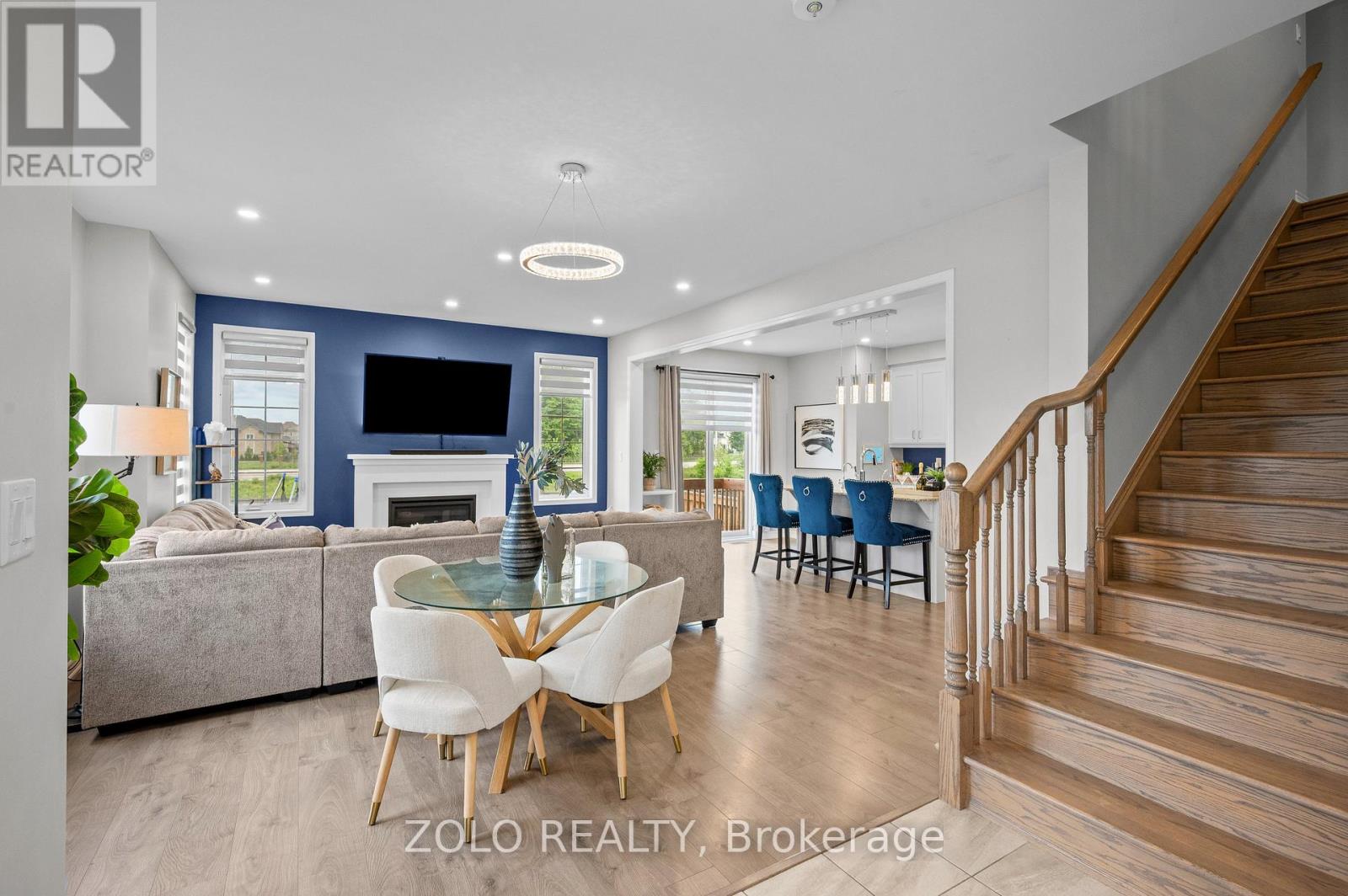 2 Circus Crescent, Brampton, Ontario  L7A 0H1 - Photo 6 - W12207031