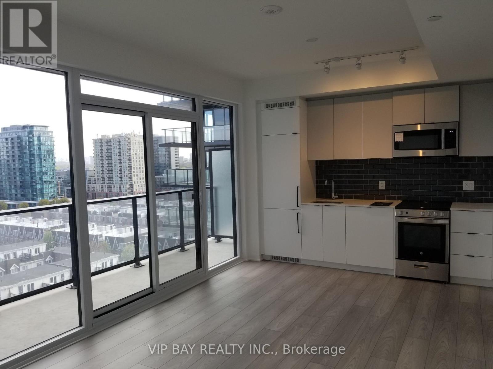 901 - 285 Dufferin Street, Toronto, Ontario  M6K 1Z7 - Photo 4 - W12210559