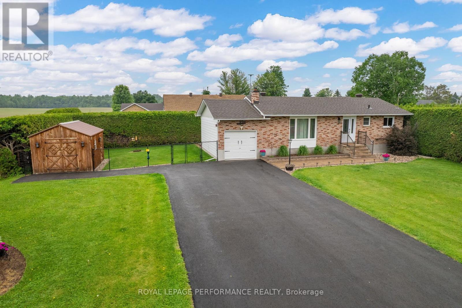 3059 YOUNG STREET, Clarence-Rockland, Ontario