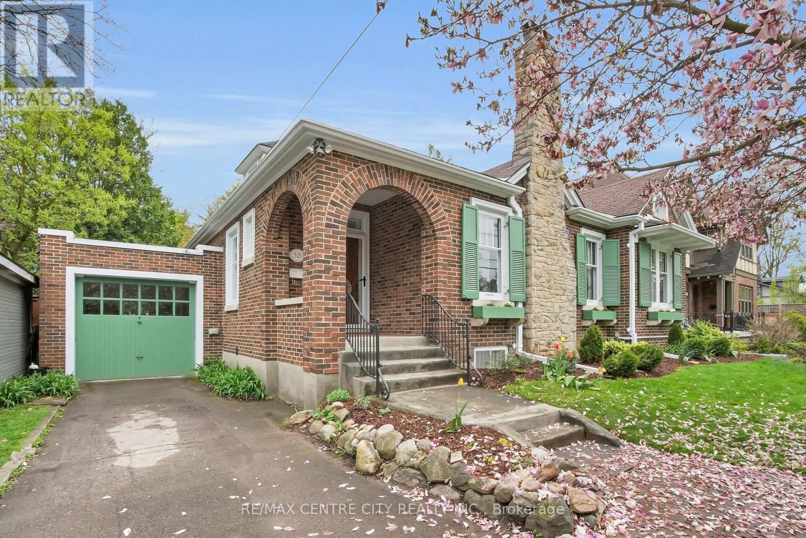 329 VICTORIA STREET, London East, Ontario