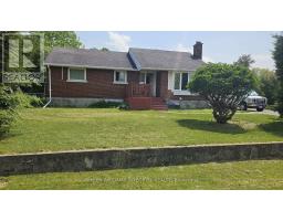 176 OAKRIDGE BOULEVARD, Ottawa, Ontario