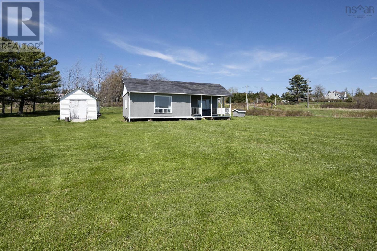 432 Hwy 2, Lower Five Islands, Nova Scotia  B0M 1N0 - Photo 4 - 202511753