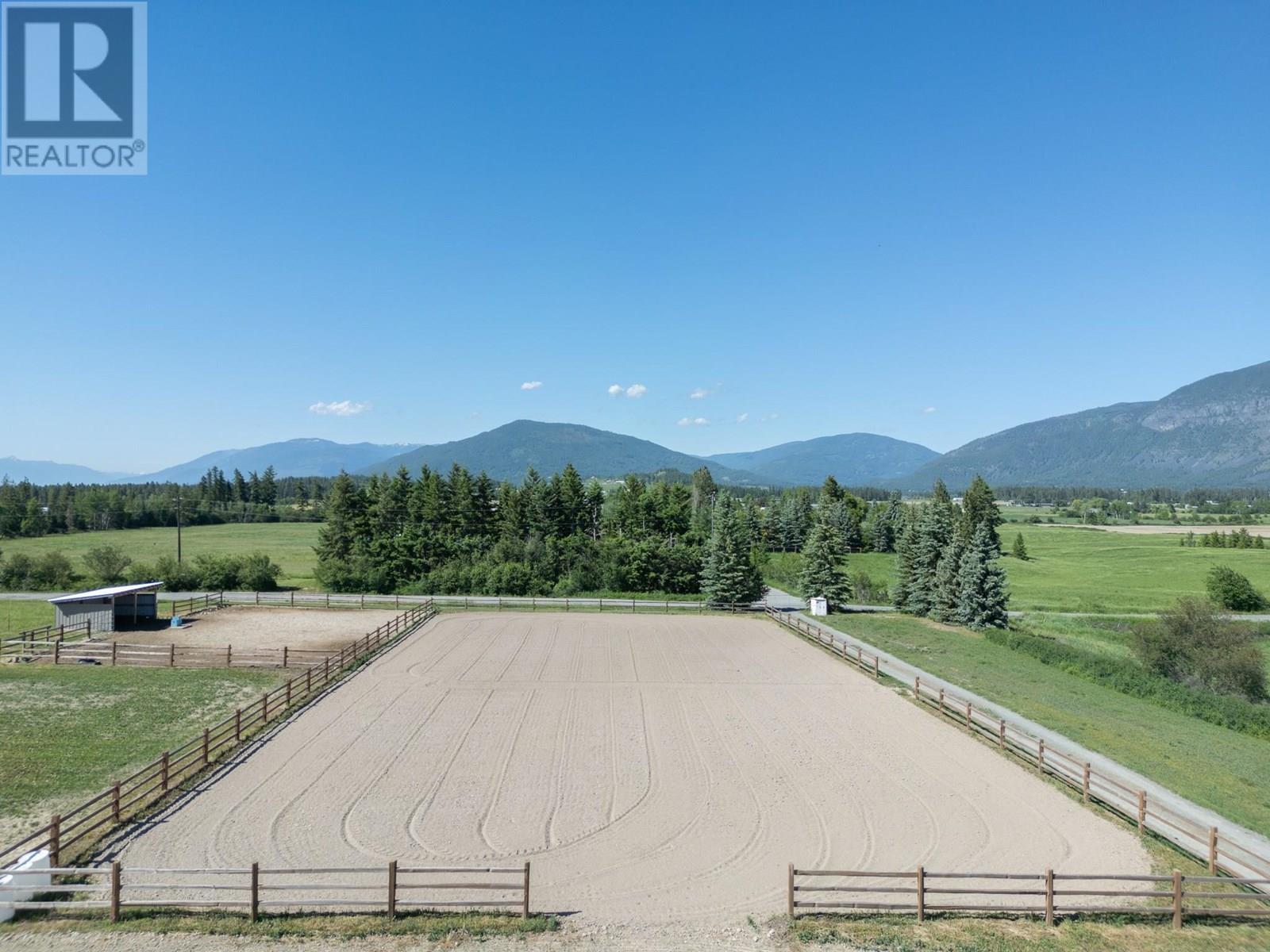 2315 16th Street, Lister, British Columbia  V0B 1G2 - Photo 2 - 10350345