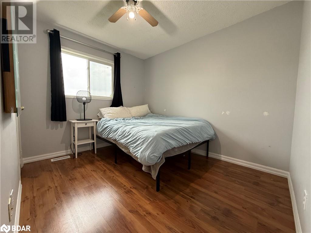 29 Golds Crescent, Barrie, Ontario  L4N 8R5 - Photo 15 - 40739901