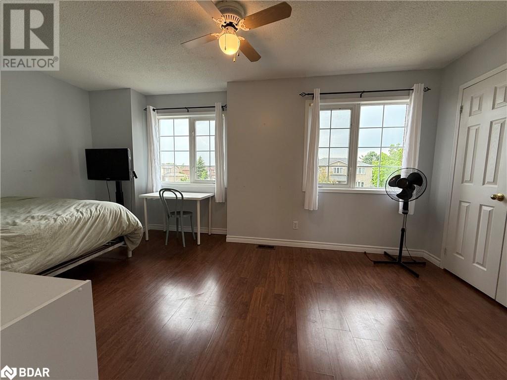 29 Golds Crescent, Barrie, Ontario  L4N 8R5 - Photo 21 - 40739901