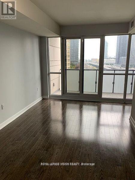 1107 - 1 The Esplanade, Toronto, Ontario  M5E 0A8 - Photo 3 - C12192215