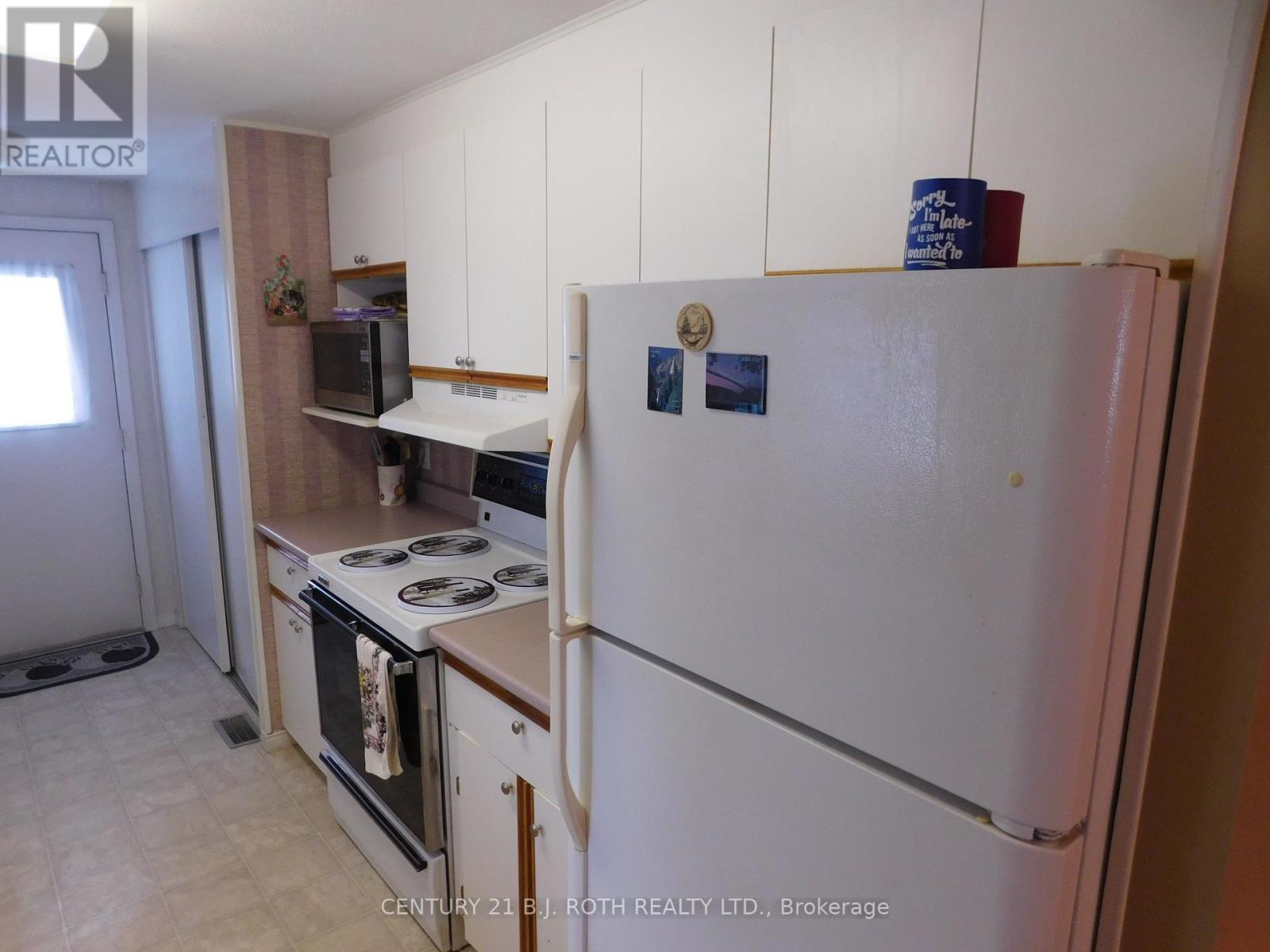 2 Mimosa Drive, Innisfil, Ontario  L9S 1R2 - Photo 11 - N12168037