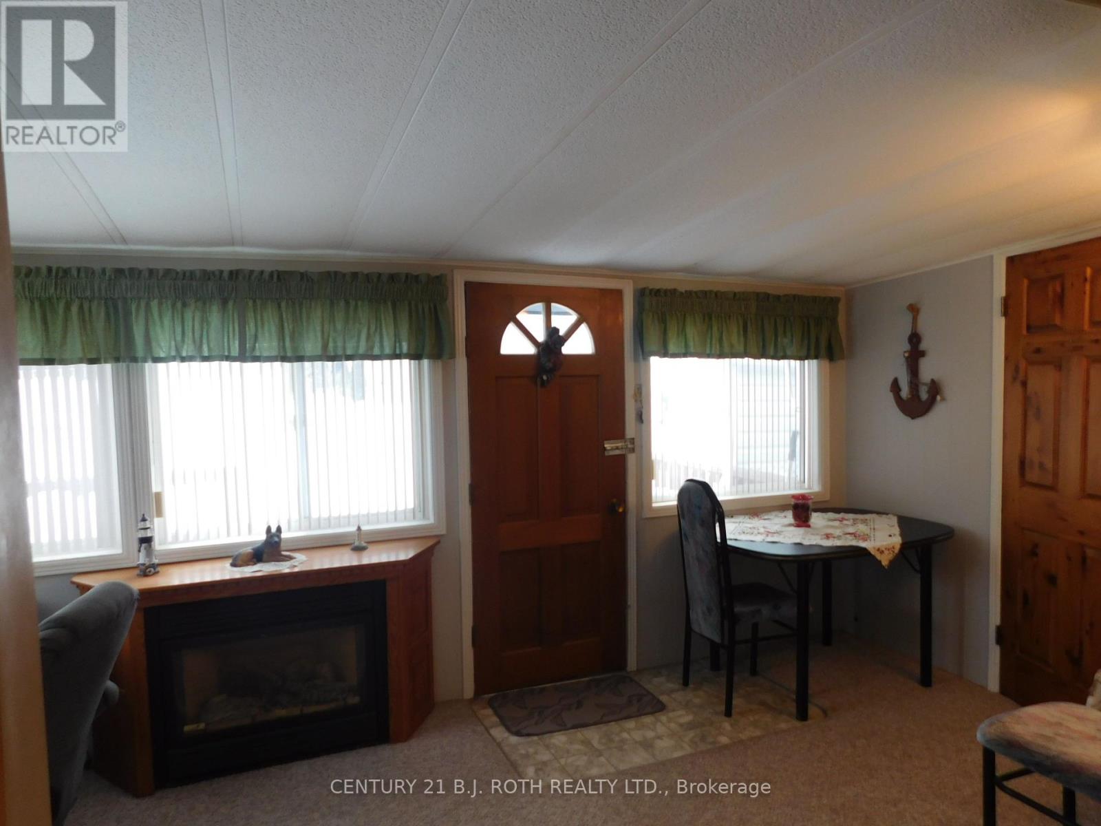 2 Mimosa Drive, Innisfil, Ontario  L9S 1R2 - Photo 23 - N12168037