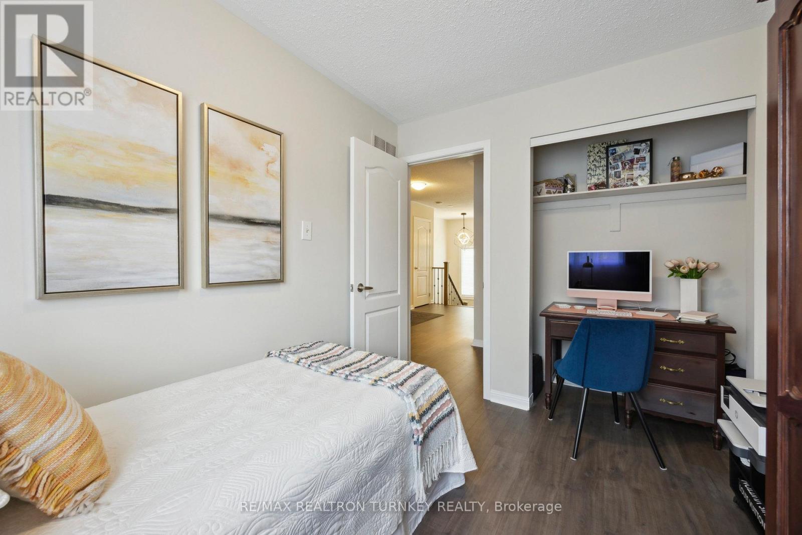 66 Natale Court, Bradford West Gwillimbury, Ontario  L3Z 3B1 - Photo 29 - N12198939