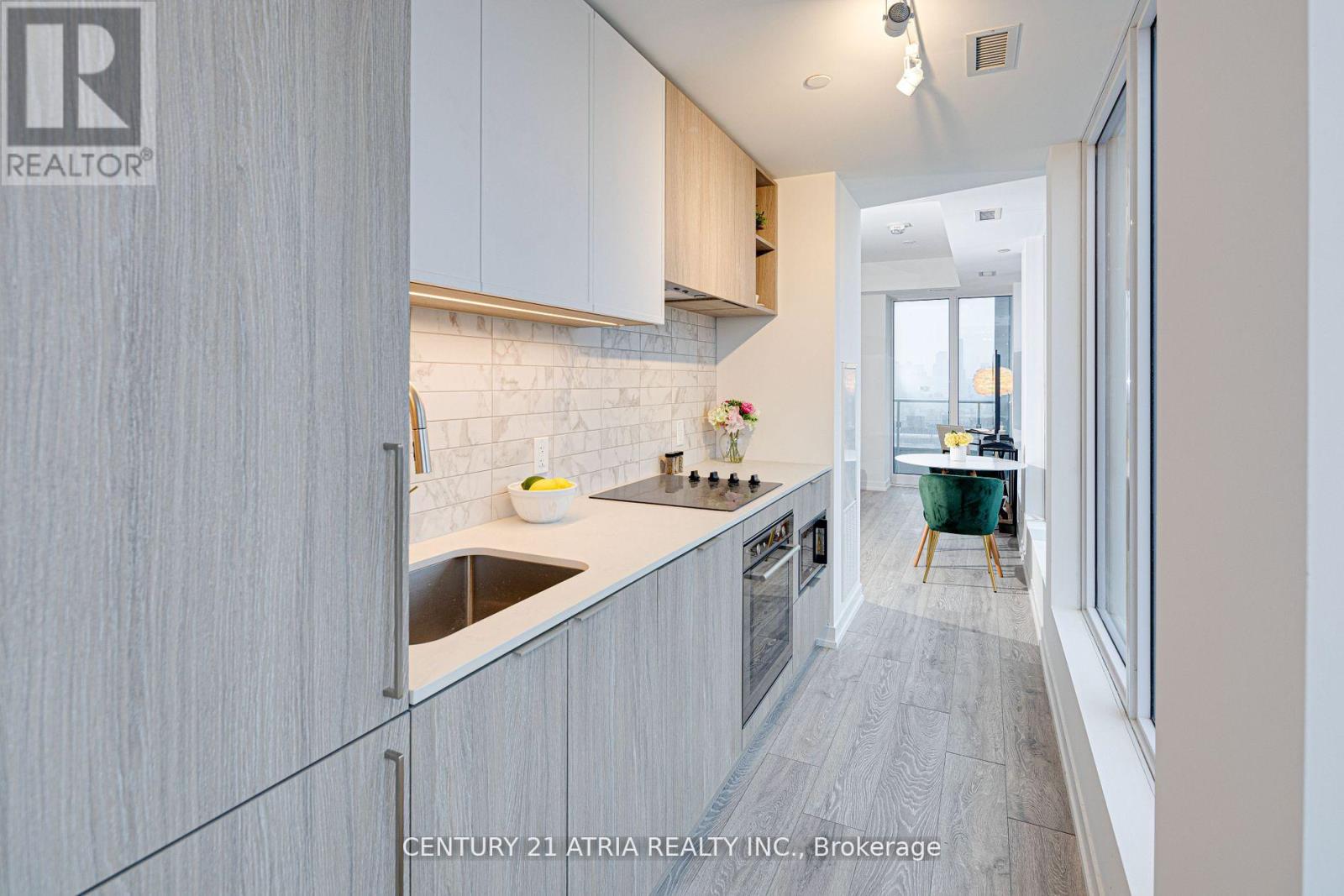 1820 - 2020 Bathurst Street, Toronto (Humewood-Cedarvale), Ontario  M5P 0A6 - Photo 14 - C12211247