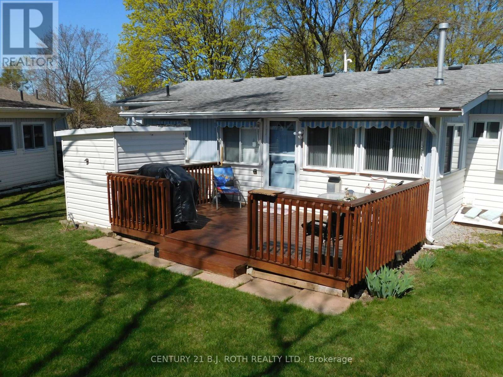 2 Mimosa Drive, Innisfil, Ontario  L9S 1R2 - Photo 8 - N12168037