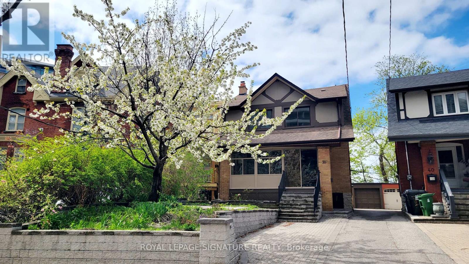 36 GOTHIC AVENUE, Toronto, Ontario