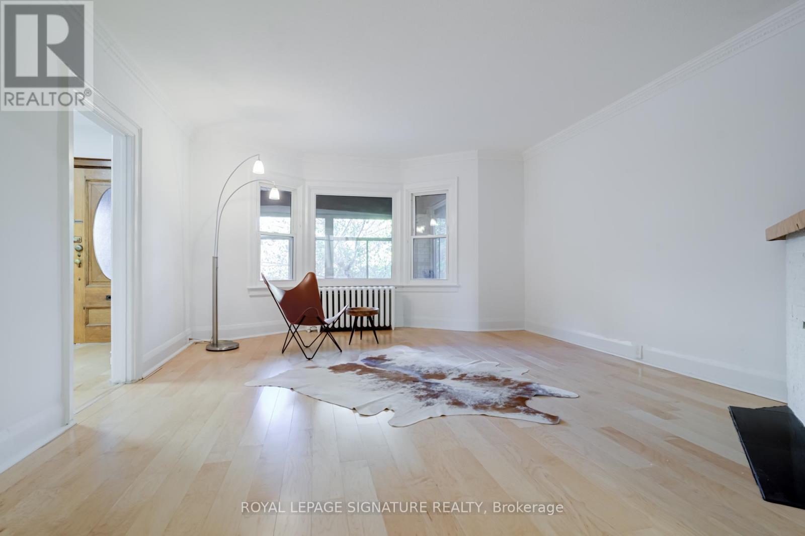 36 Gothic Avenue, Toronto, Ontario  M6P 2V9 - Photo 5 - W12168024