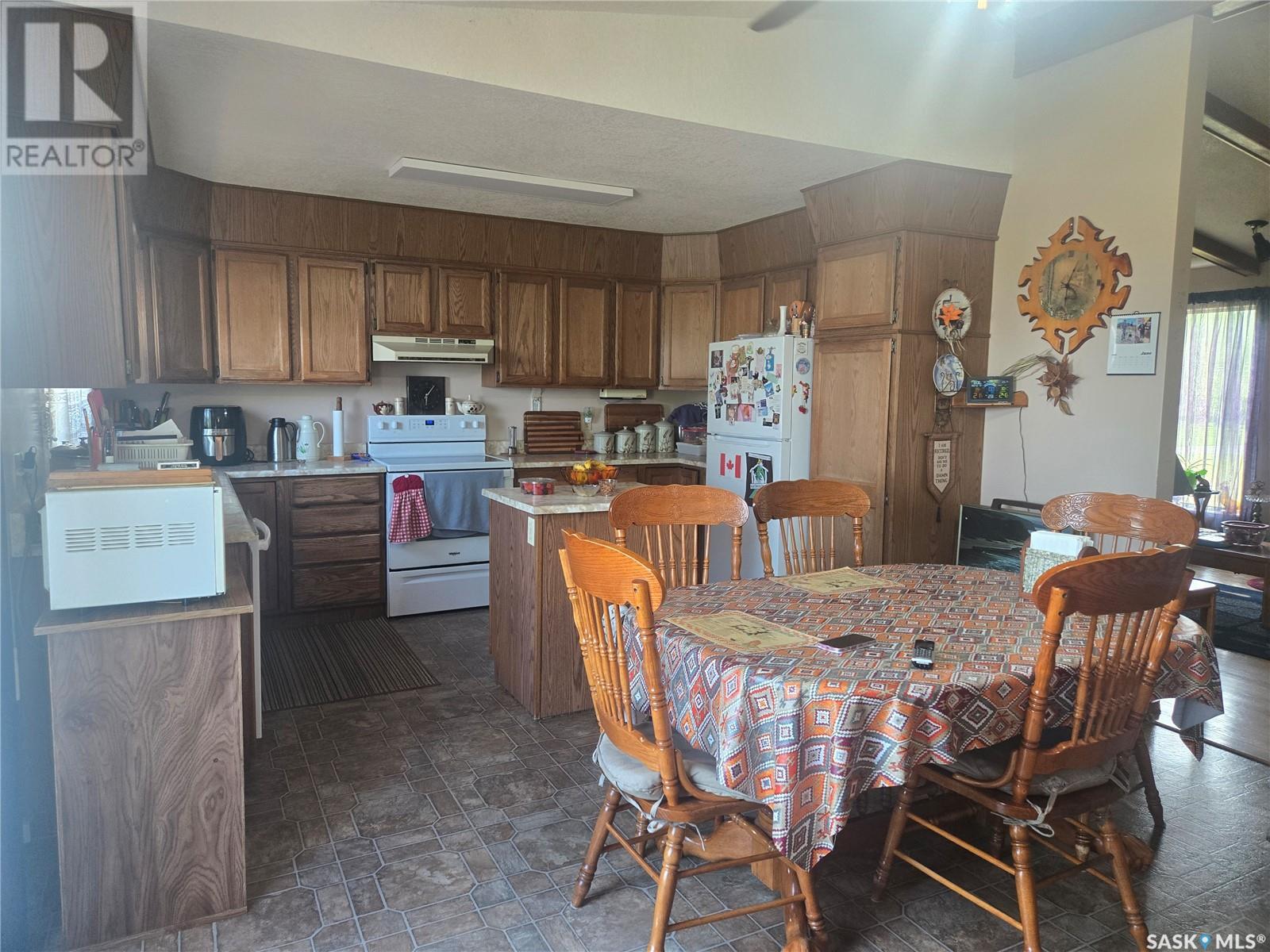Vranai Acreage, Melville, Saskatchewan  S0A 2P0 - Photo 3 - SK008983