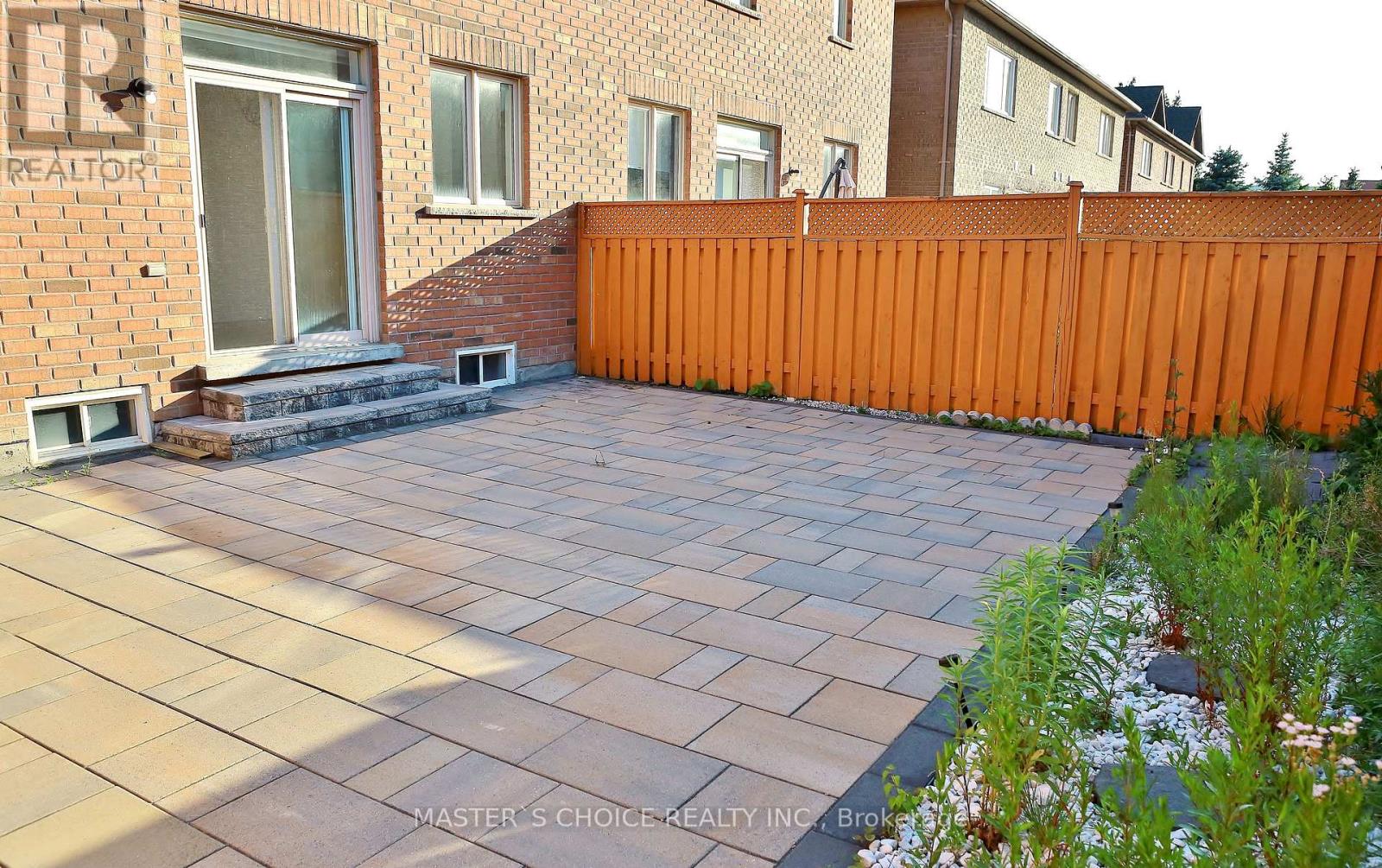 68 Oakford Drive, Markham, Ontario  L6C 2Y8 - Photo 38 - N12211266