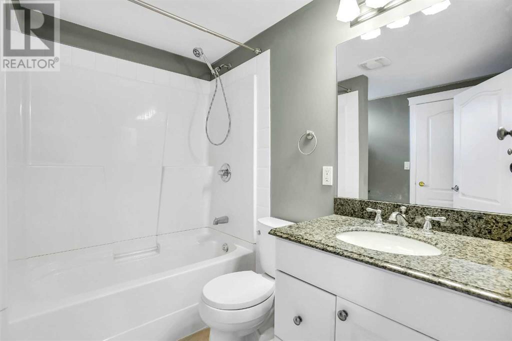 479 Berkley Crescent Nw, Calgary, Alberta  T3K 1A9 - Photo 32 - A2214697