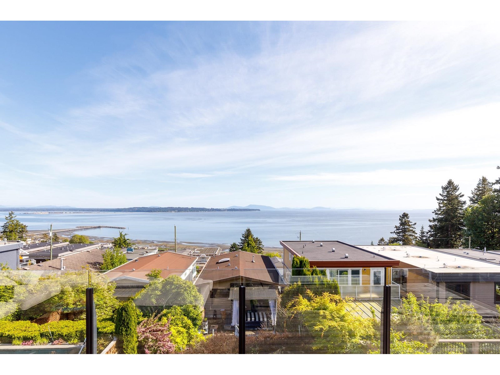 14736 Thrift Avenue, White Rock, British Columbia  V4B 2J5 - Photo 17 - R3013264