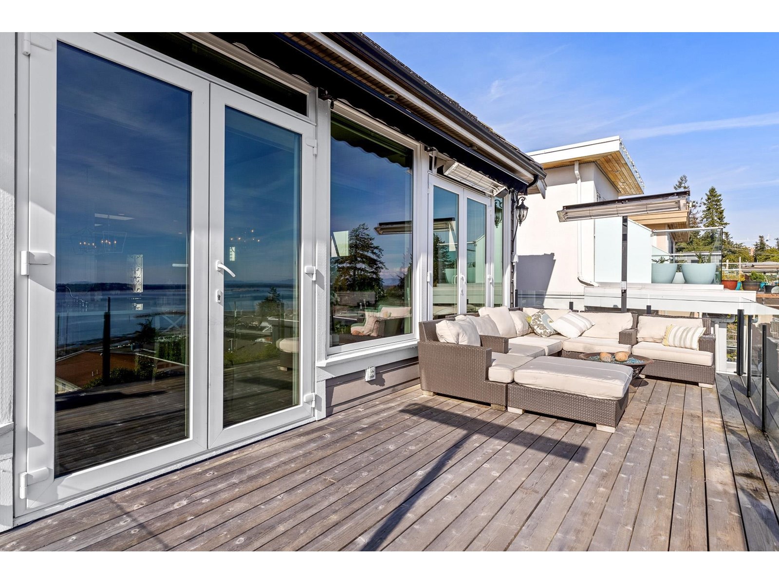 14736 Thrift Avenue, White Rock, British Columbia  V4B 2J5 - Photo 15 - R3013264