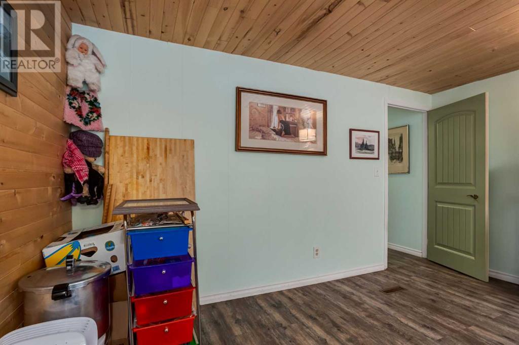 223 Huntwell Road Ne, Calgary, Alberta  T2K 5V4 - Photo 12 - A2216042