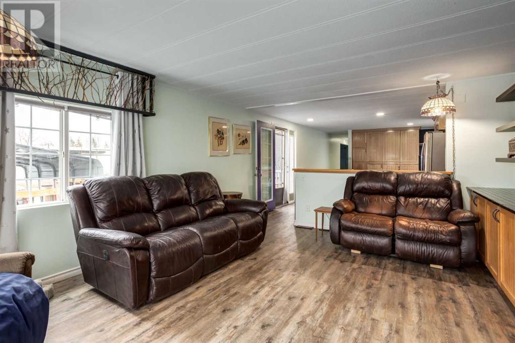 223 Huntwell Road Ne, Calgary, Alberta  T2K 5V4 - Photo 8 - A2216042