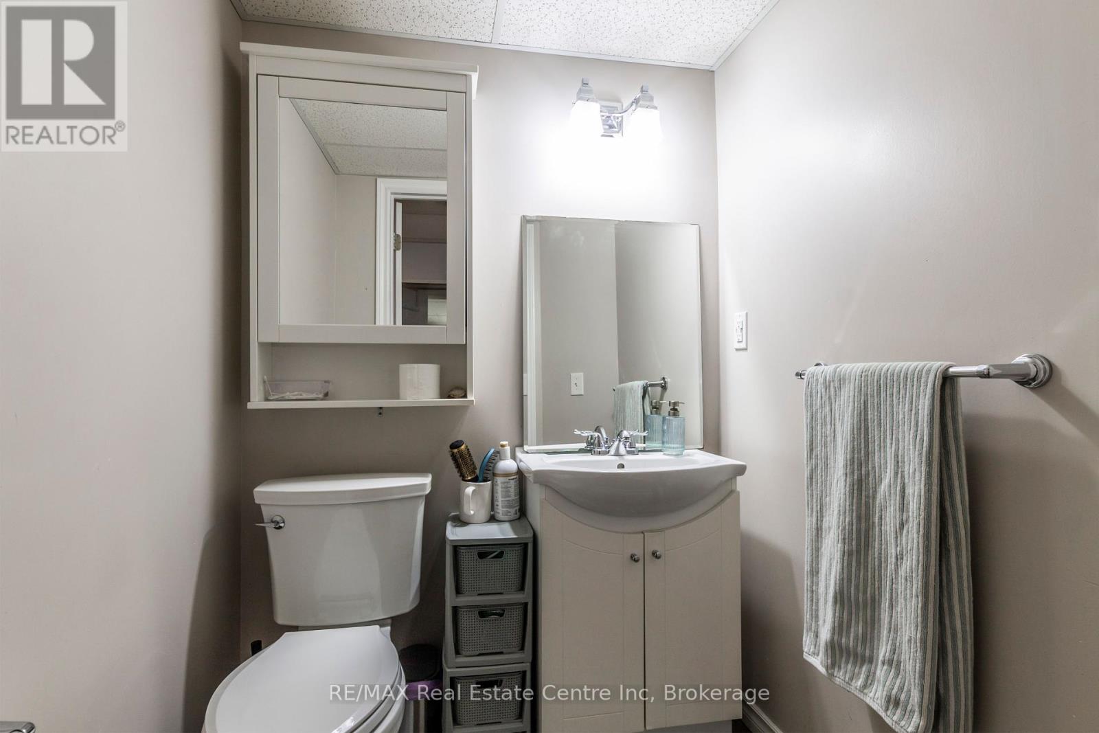 37 Swift Crescent, Guelph, Ontario  N1E 7J3 - Photo 15 - X12194230