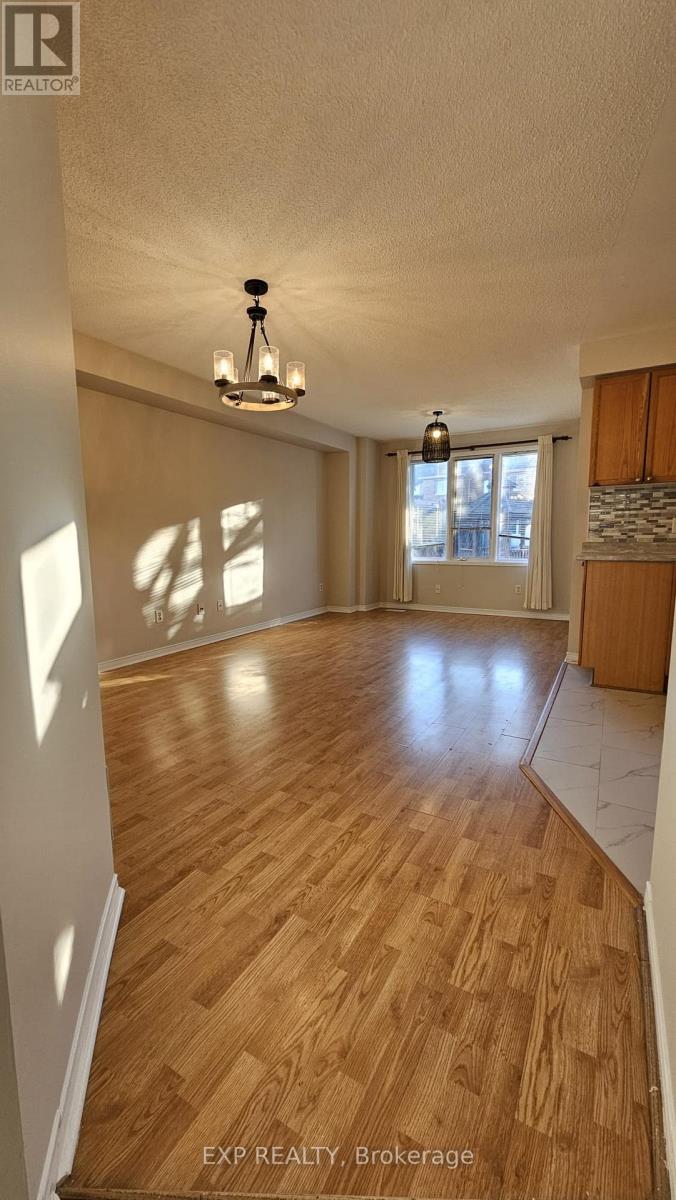 4 - 5950 Glen Erin Drive, Mississauga, Ontario  L5M 6J1 - Photo 5 - W12211246