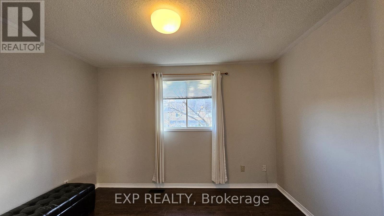 4 - 5950 Glen Erin Drive, Mississauga, Ontario  L5M 6J1 - Photo 8 - W12211246