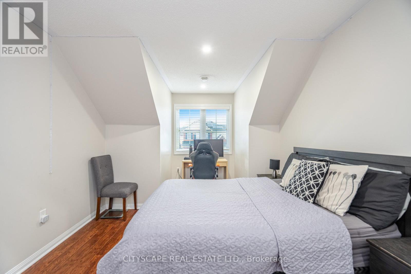 170 Fennamore Terrace, Milton (Ha Harrison), Ontario  L9T 0Y3 - Photo 32 - W12211269