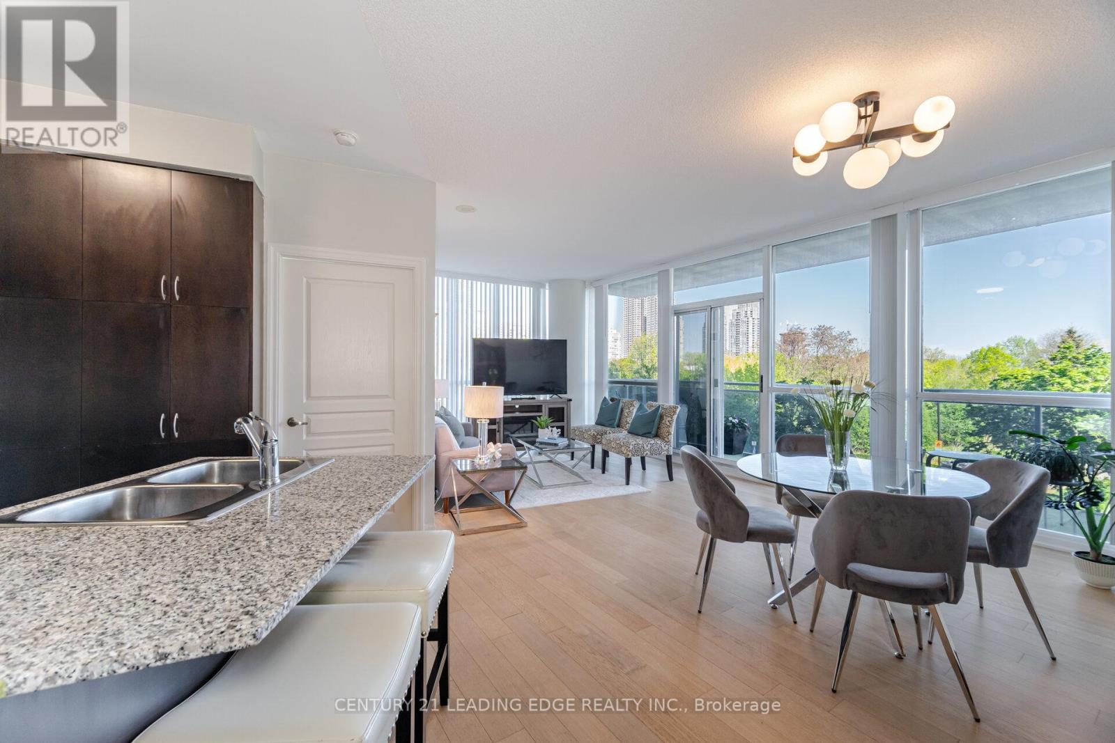 201 - 223 Webb Drive S, Mississauga (City Centre), Ontario  L5B 0E8 - Photo 11 - W12211270