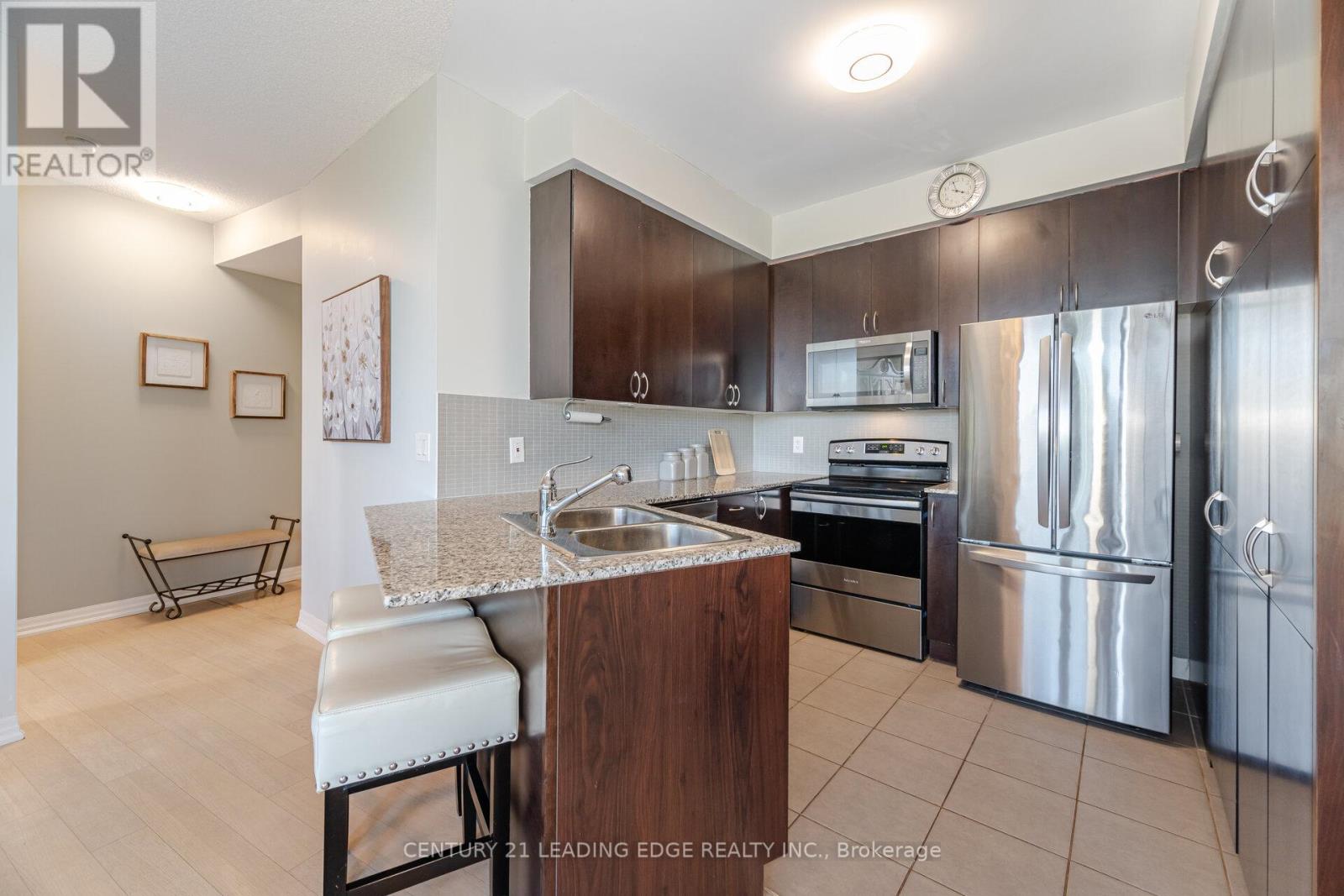 201 - 223 Webb Drive S, Mississauga (City Centre), Ontario  L5B 0E8 - Photo 12 - W12211270