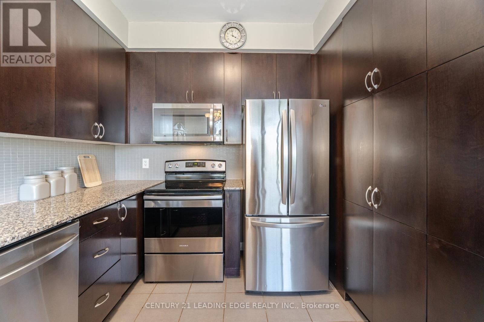 201 - 223 Webb Drive S, Mississauga (City Centre), Ontario  L5B 0E8 - Photo 13 - W12211270