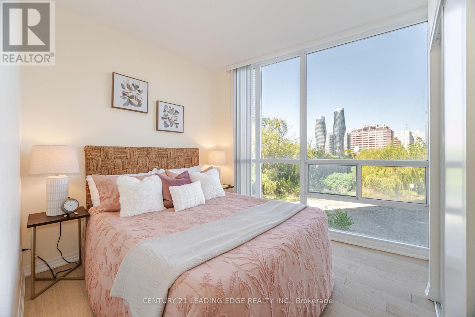 201 - 223 Webb Drive S, Mississauga (City Centre), Ontario  L5B 0E8 - Photo 25 - W12211270