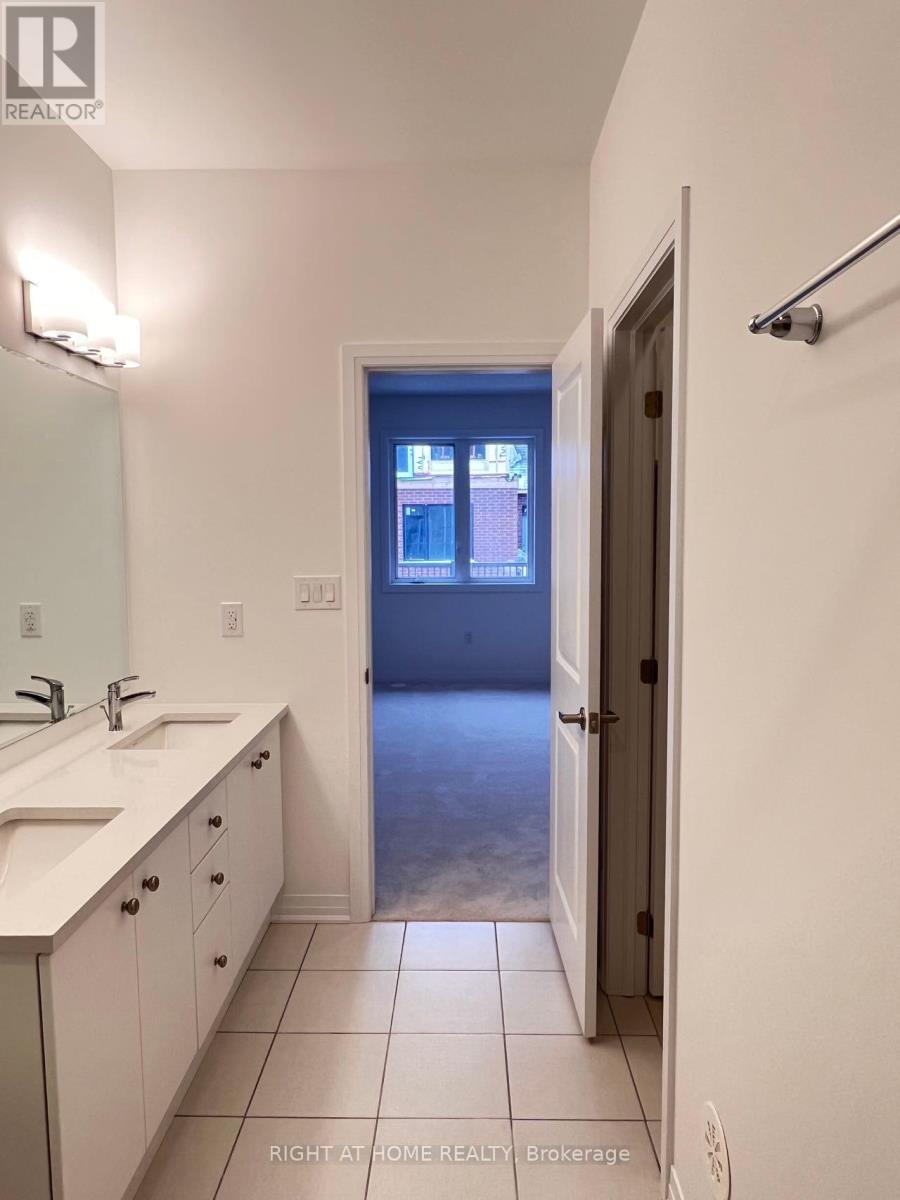 3278 Sixth Line, Oakville (Go Glenorchy), Ontario  L6M 5S8 - Photo 11 - W12211271