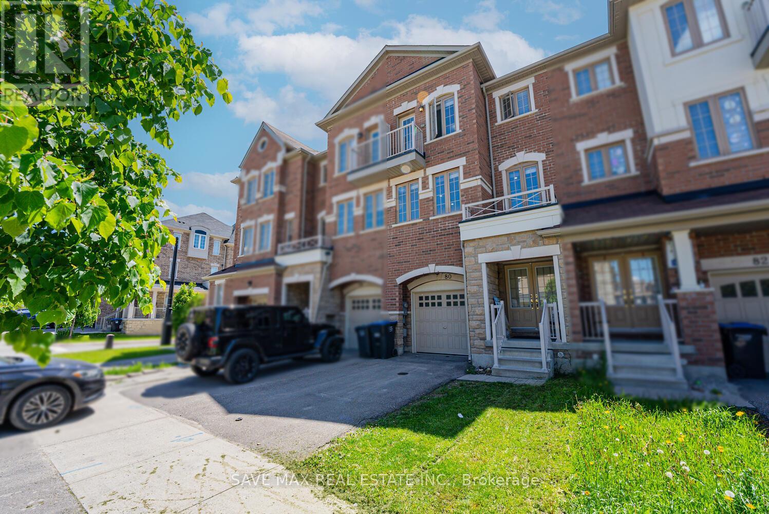 80 New Pines Trail, Brampton (Heart Lake), Ontario  L6Z 0B4 - Photo 2 - W12211273