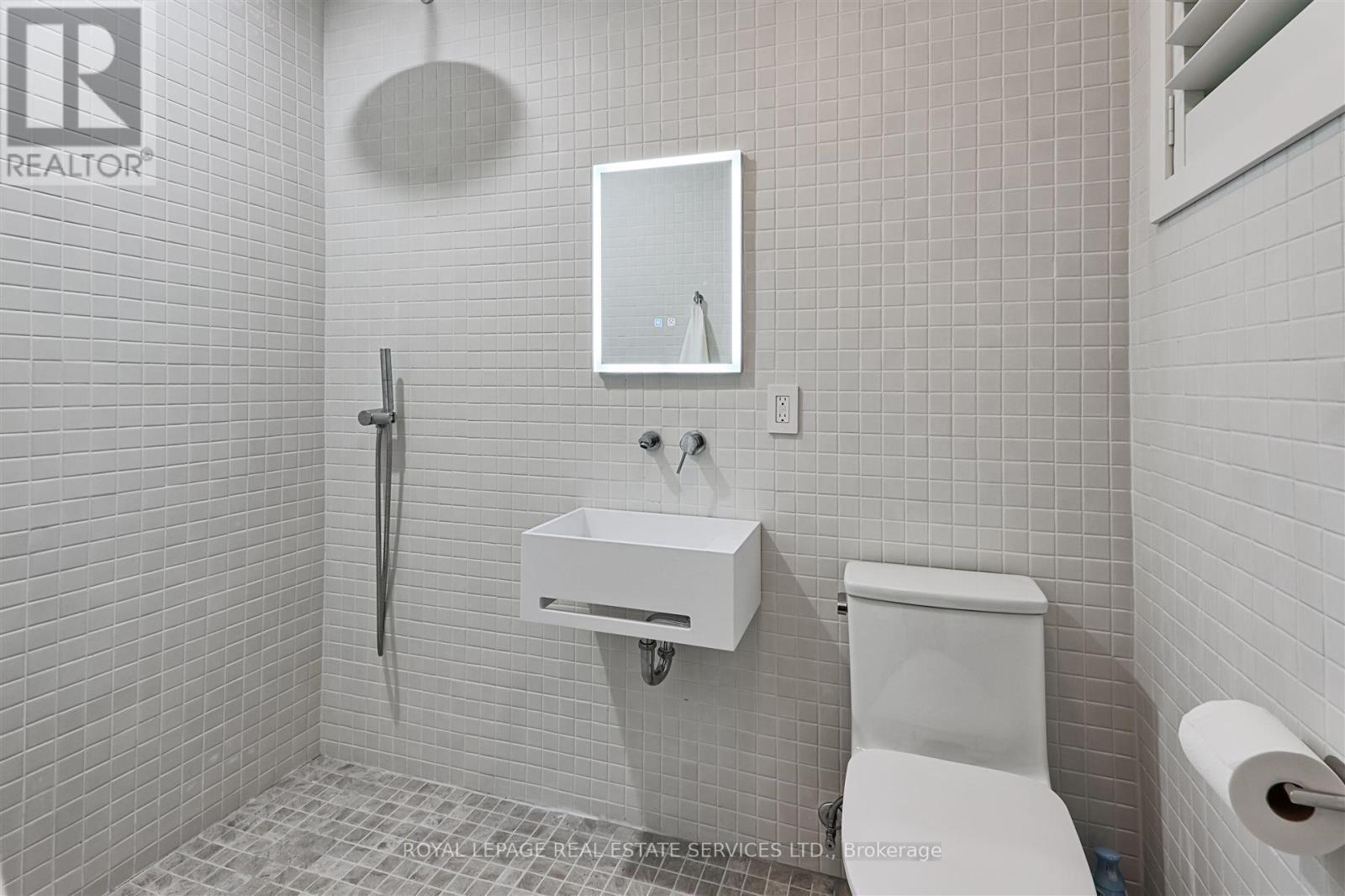 169 Morrison Road, Oakville, Ontario  L6J 4J3 - Photo 16 - W12211292