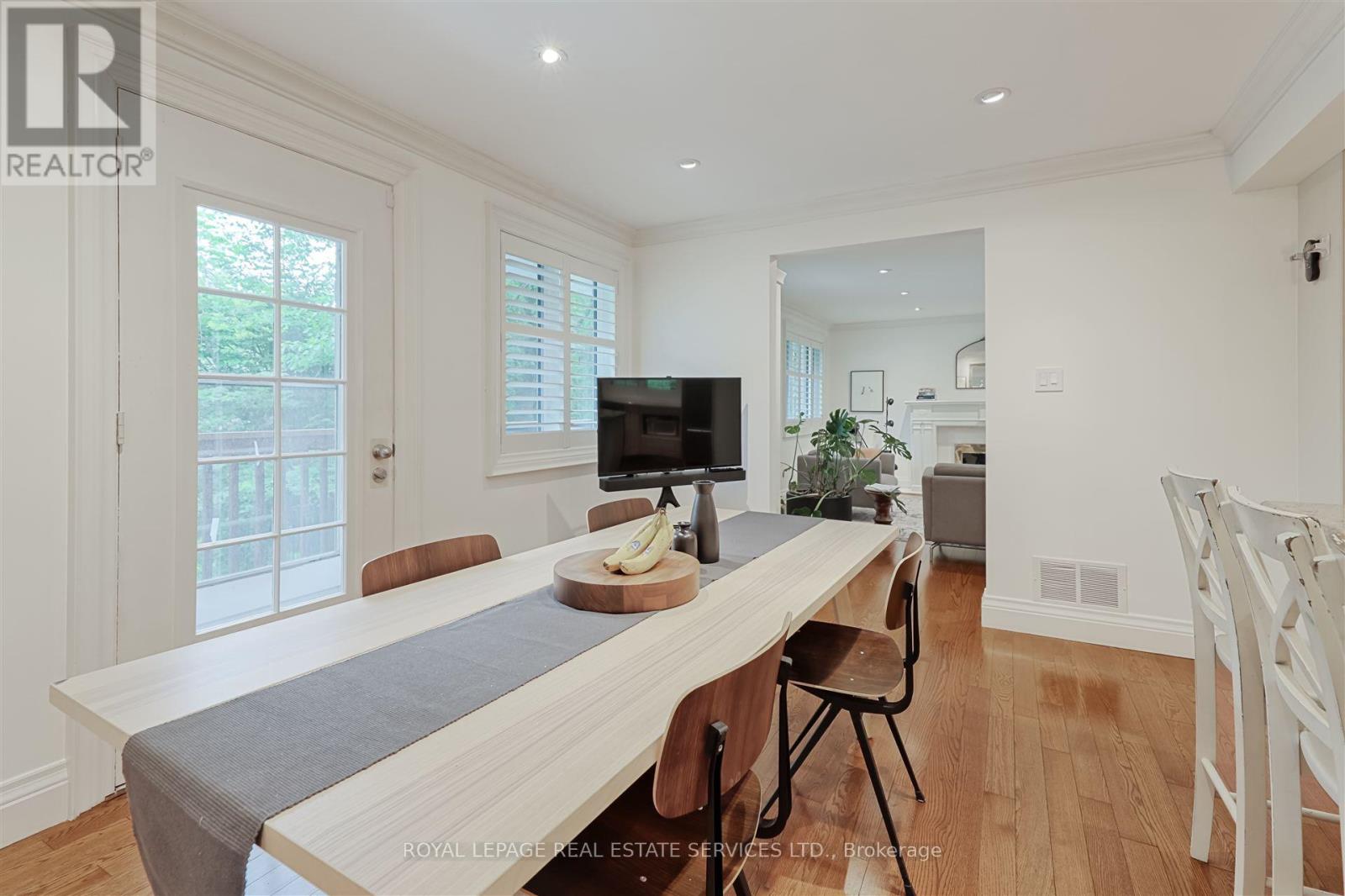 169 Morrison Road, Oakville, Ontario  L6J 4J3 - Photo 8 - W12211292