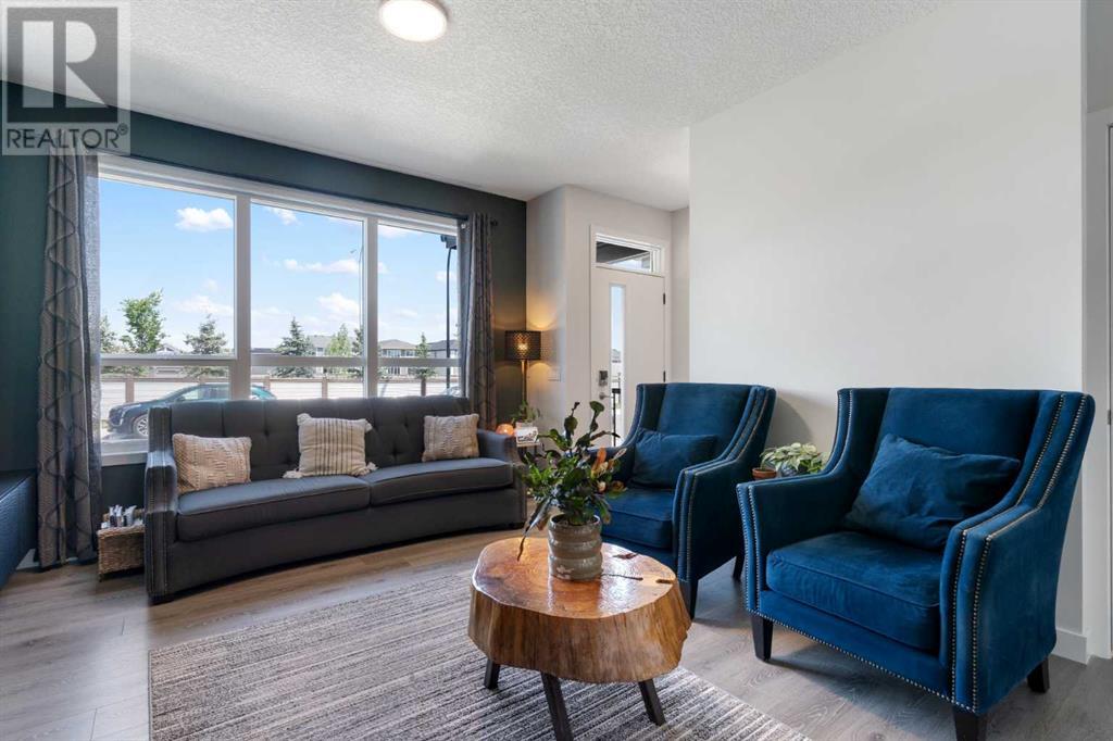 169 Lavender Manor Se, Calgary, Alberta  T3S 0G7 - Photo 3 - A2229800