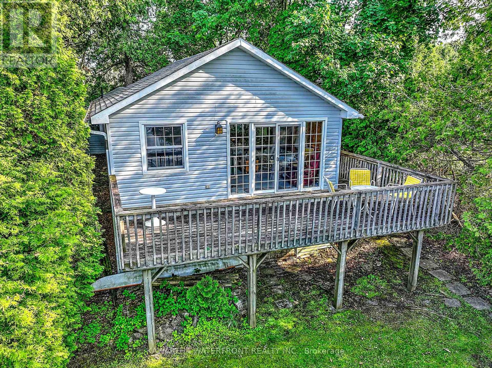 44 ORIOLE ROAD, Kawartha Lakes, Ontario