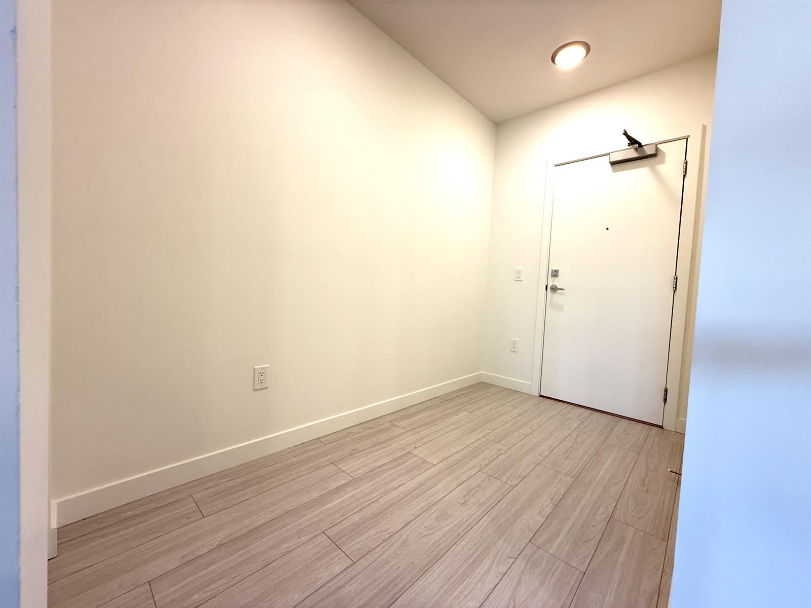 505 10777 138 Street, Surrey, British Columbia  V3T 0T5 - Photo 3 - R3014035