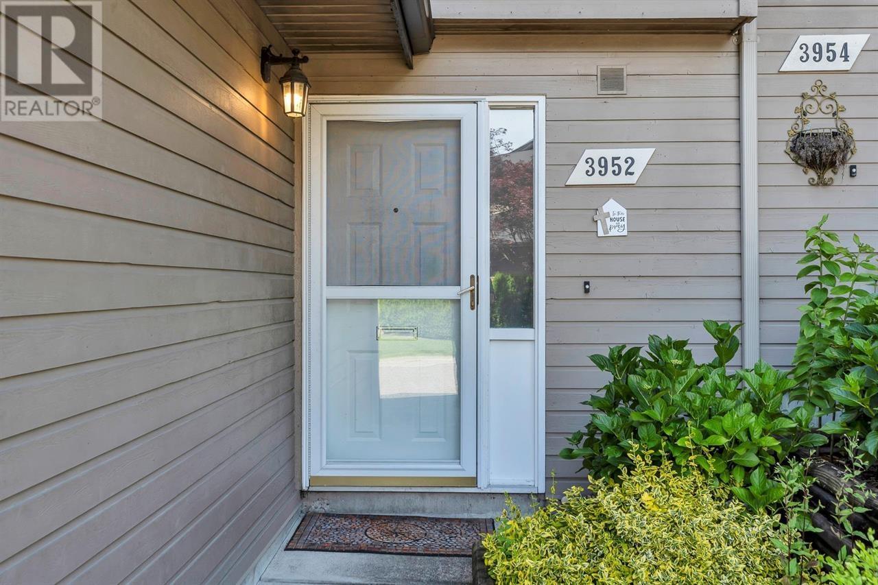 3952 Indian River Drive, North Vancouver, British Columbia  V7G 2G9 - Photo 3 - R3013976