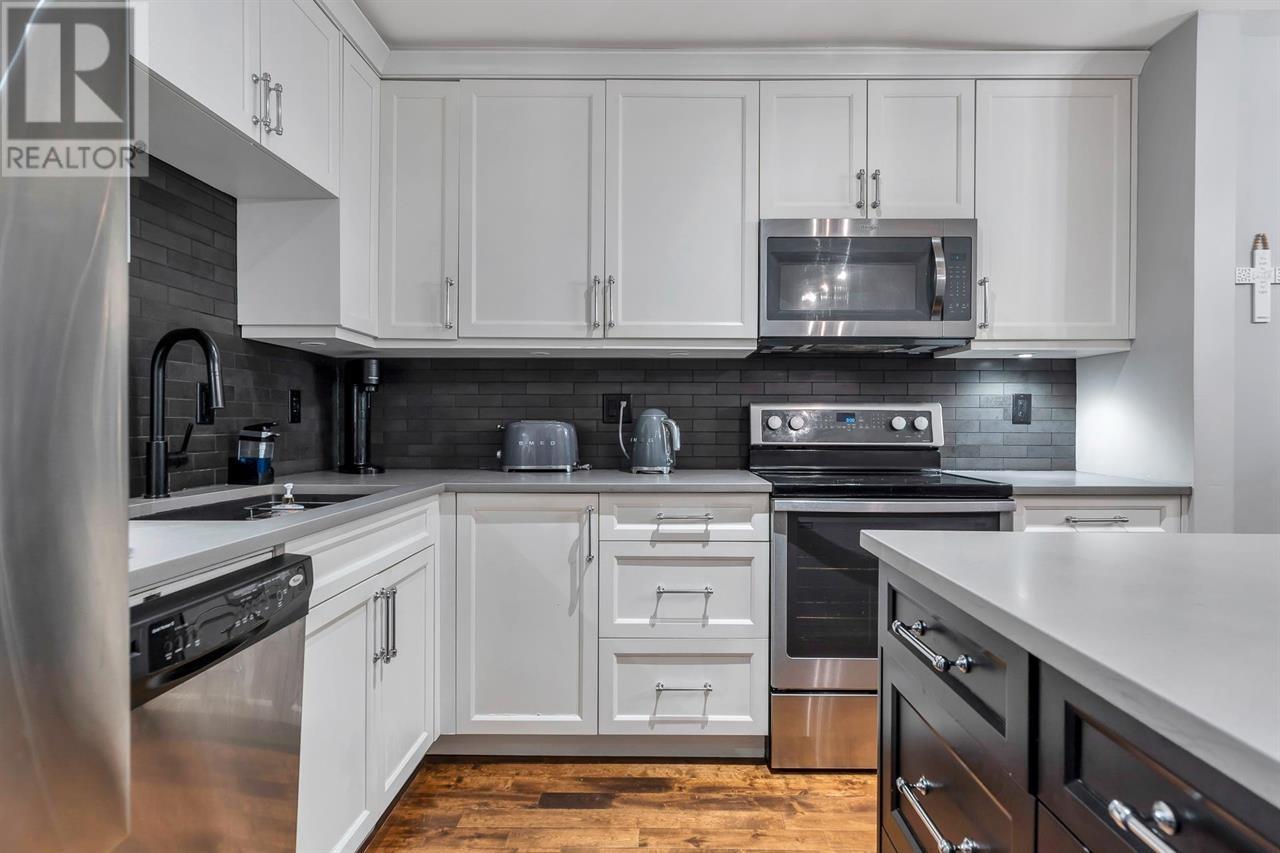 3952 Indian River Drive, North Vancouver, British Columbia  V7G 2G9 - Photo 6 - R3013976