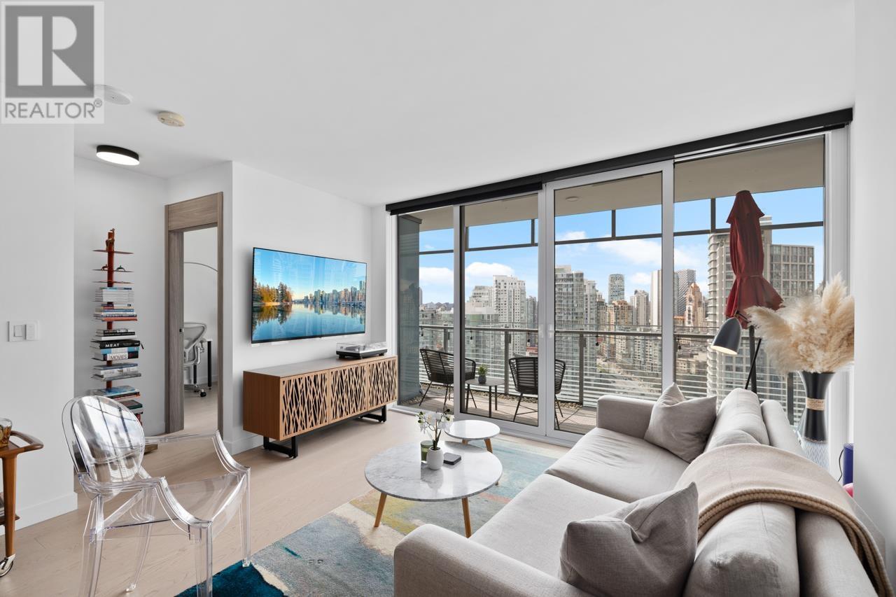 2420 89 NELSON STREET, Vancouver, British Columbia
