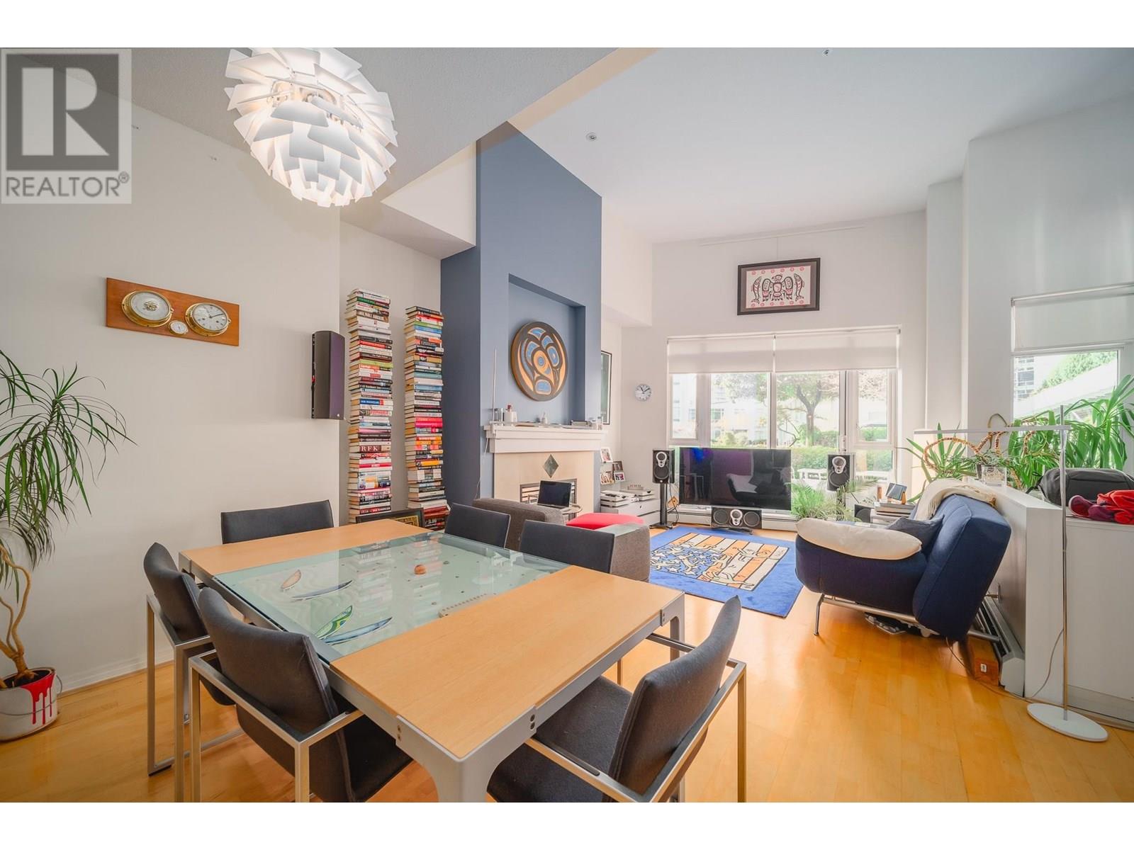301 198 Aquarius Mews, Vancouver, British Columbia  V6Z 2Y4 - Photo 11 - R3013985