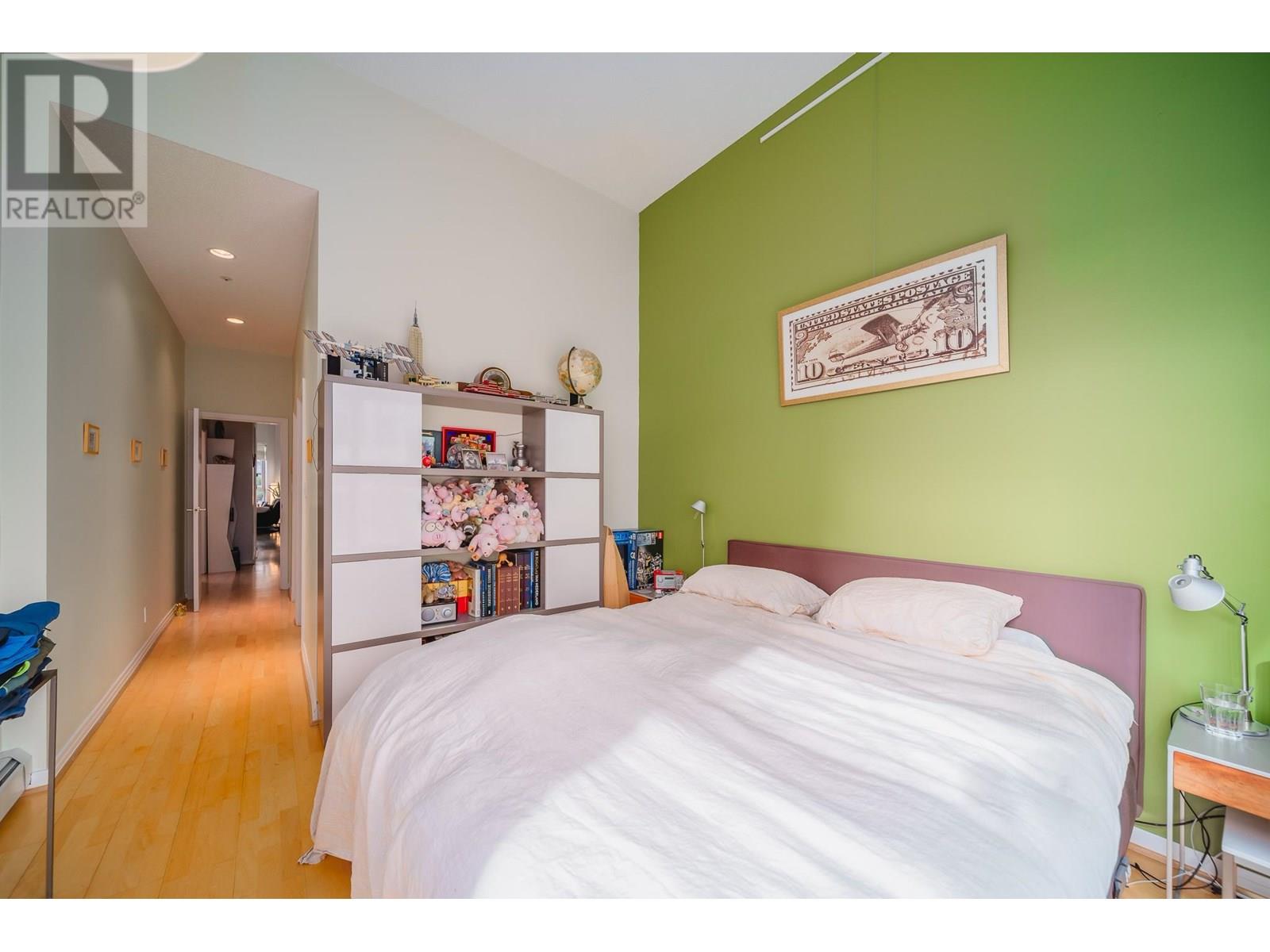 301 198 Aquarius Mews, Vancouver, British Columbia  V6Z 2Y4 - Photo 16 - R3013985