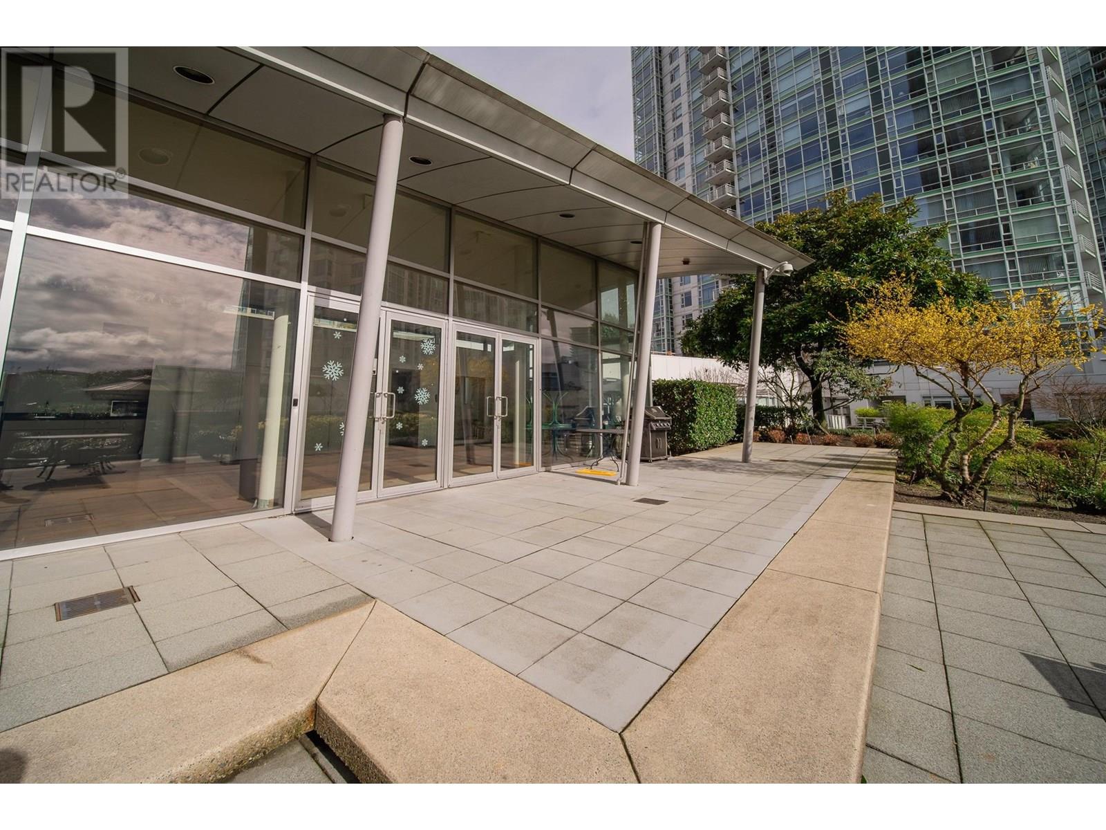 301 198 Aquarius Mews, Vancouver, British Columbia  V6Z 2Y4 - Photo 24 - R3013985