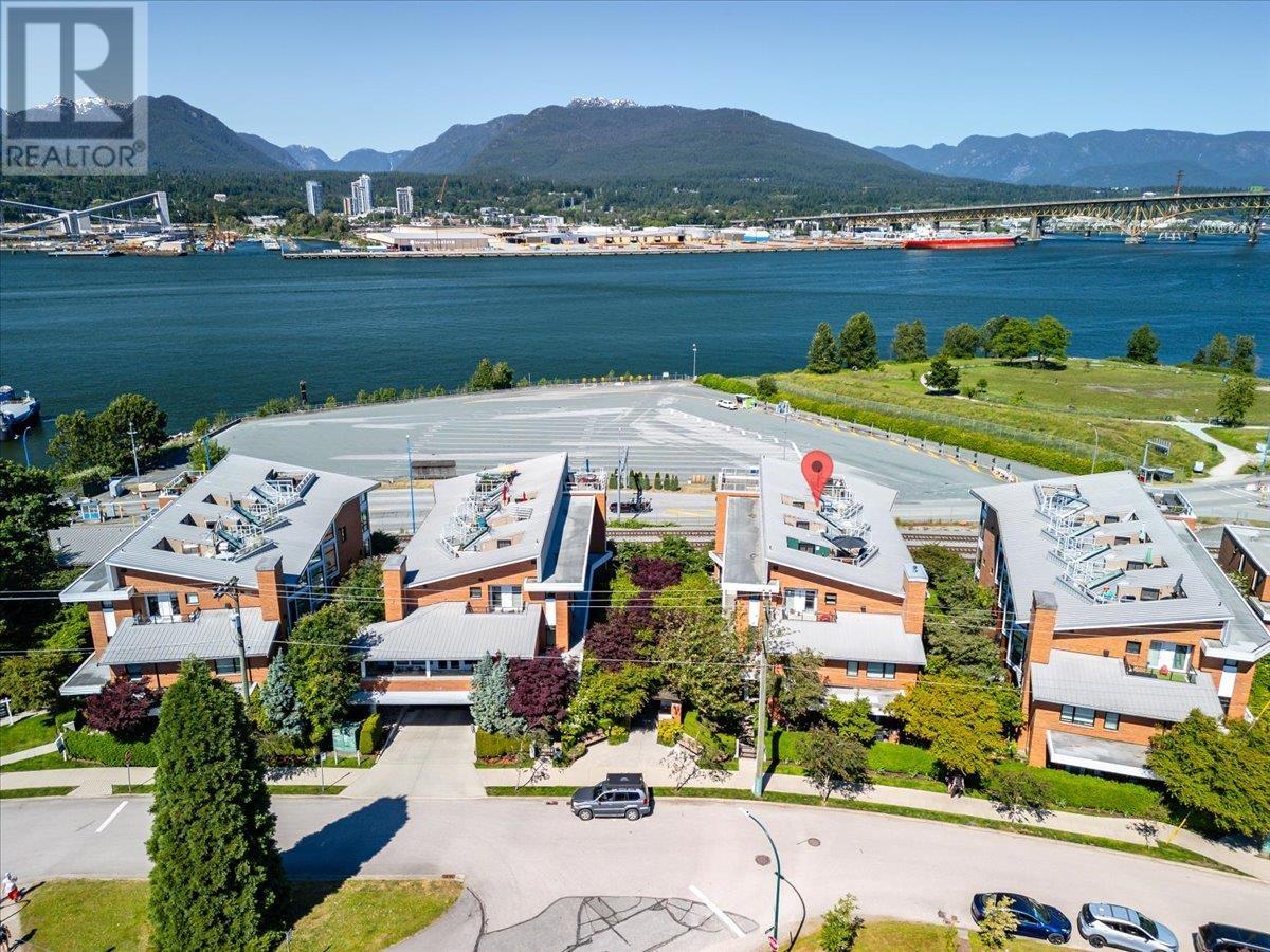 2953 Wall Street, Vancouver, British Columbia  V5K 0A6 - Photo 30 - R3013993