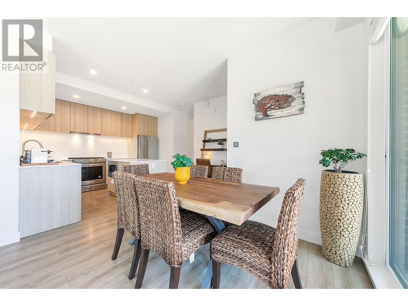 223 721 Anskar Court, Coquitlam, British Columbia  V3J 0L4 - Photo 4 - R3013997