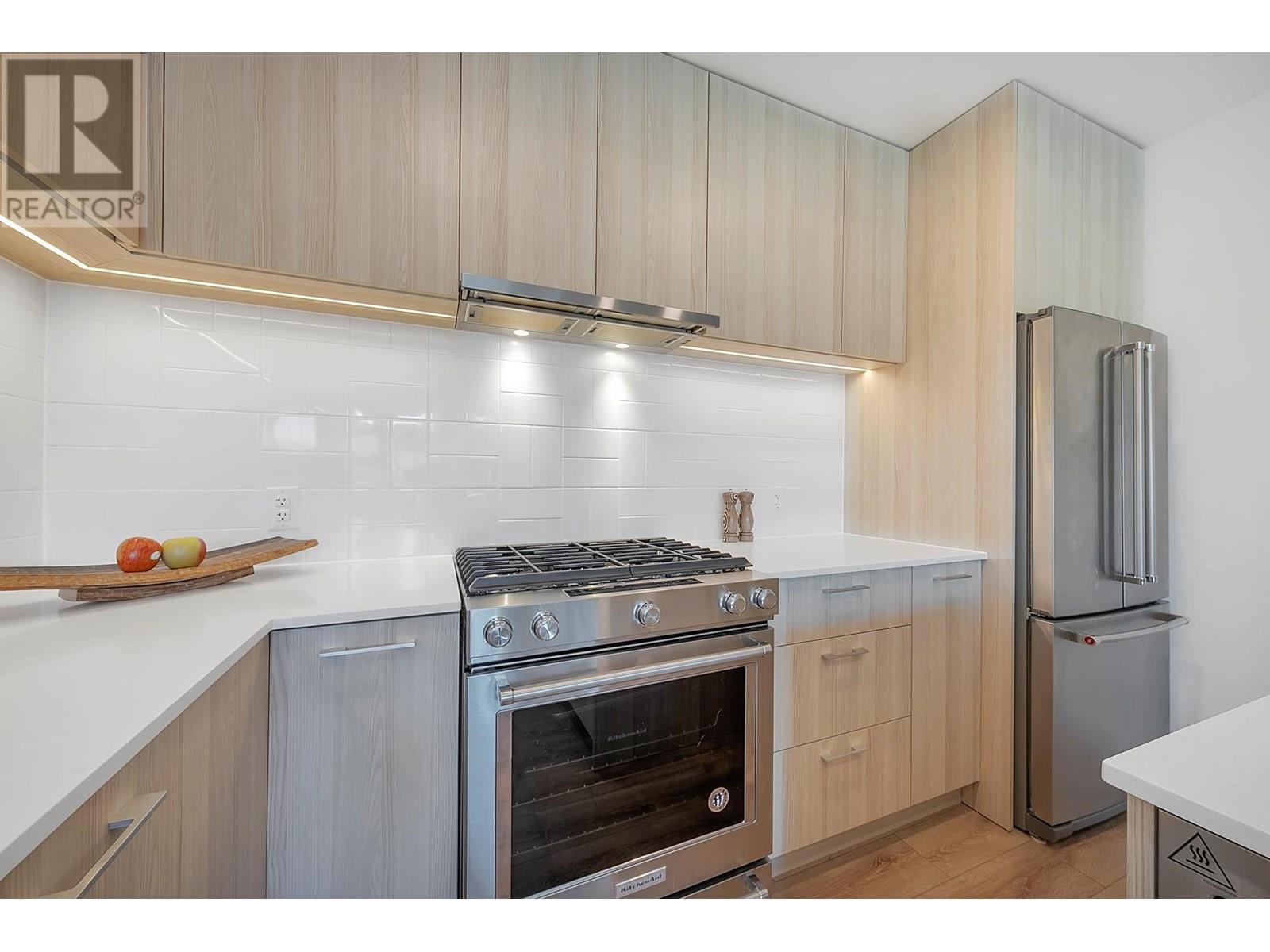 223 721 Anskar Court, Coquitlam, British Columbia  V3J 0L4 - Photo 8 - R3013997