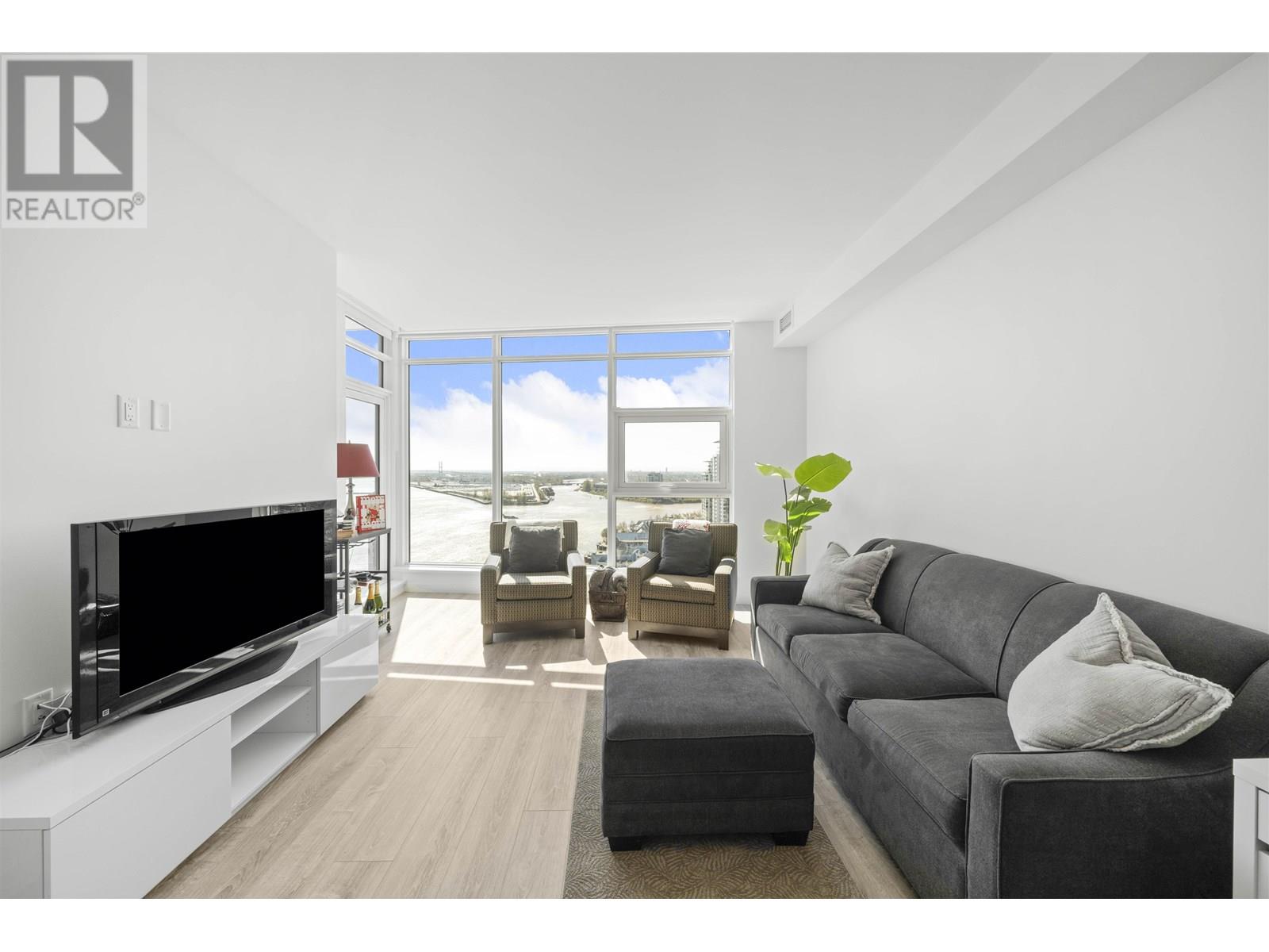 2202 680 Quayside Drive, New Westminster, British Columbia  V3M 0P2 - Photo 4 - R3014005